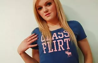 xxx Verhure Milf fucks with two guys