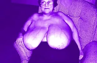 porn This teen girl really likes it wild