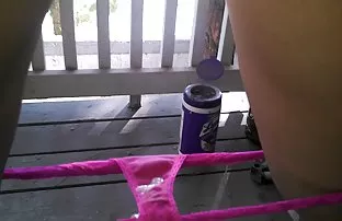 xxx Plump bitch rubs the pussy in assfuck